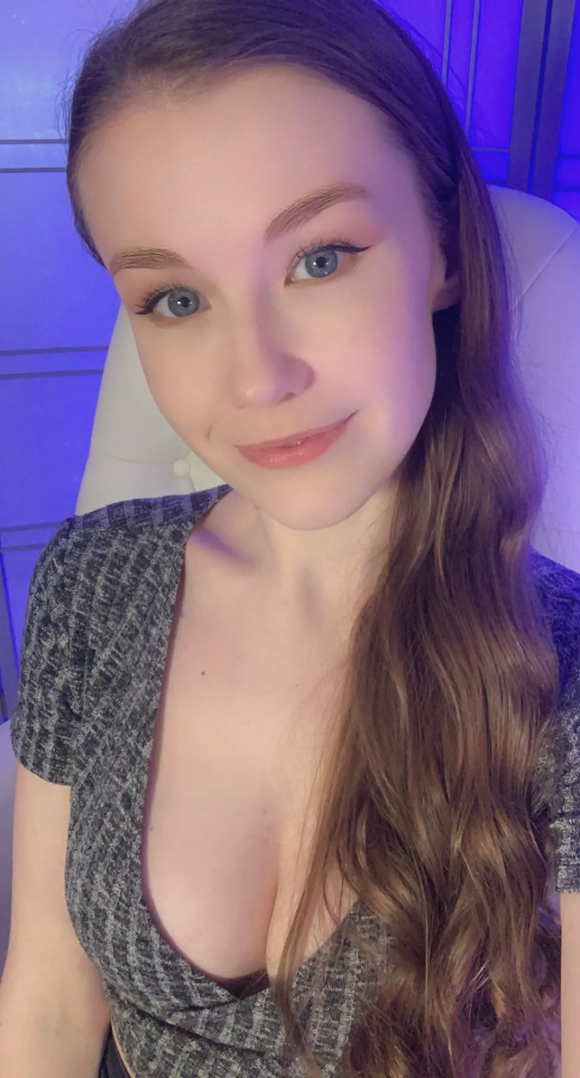 Live on twitch! /EmilyBloomShow posted by EmilyBloomModel