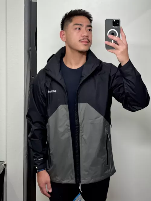 Living for these wet weather days in dry California by albuena