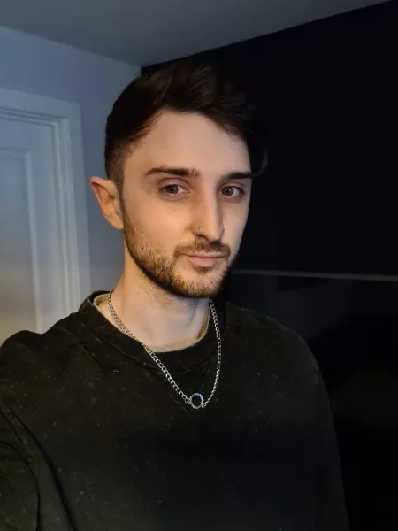 Living my post pride goth fantasy. Also v addicted to knockout City at the mo. Anyone else playing it? Any tips? by _artbreaker