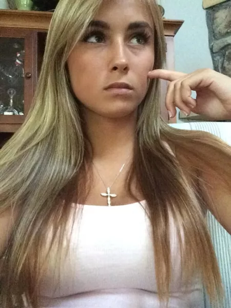 livlhop by bengalasolorzano