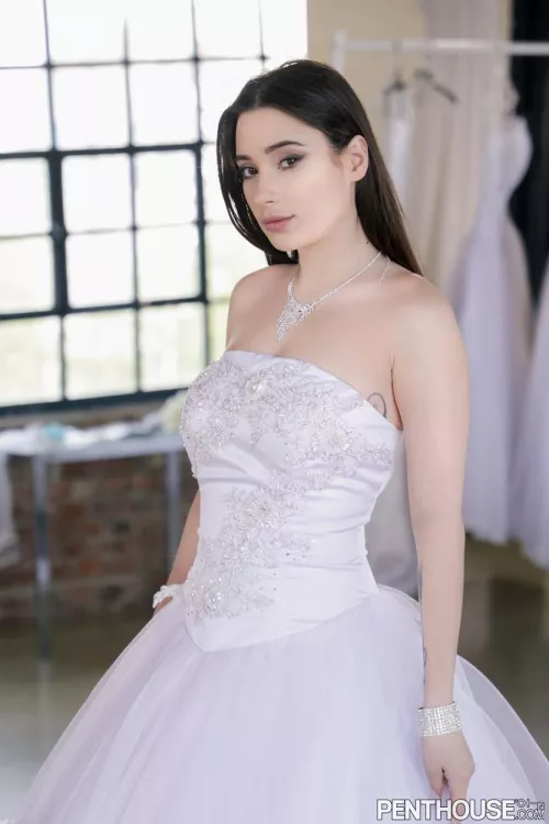 Liya Silver by snipke