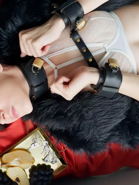 Lock off by AlexGomolov