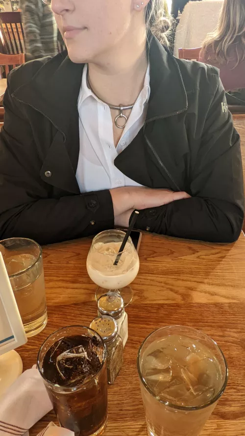 Locked in my collar, out at dinner. 1.9.2022 by collaredbabe