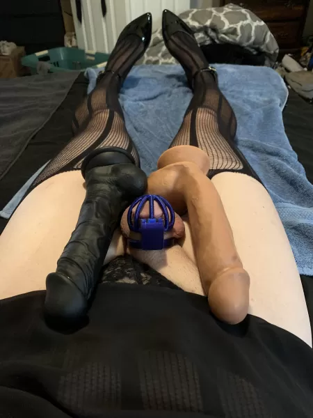 Locked up and ready to play. by Jasminerosefemme