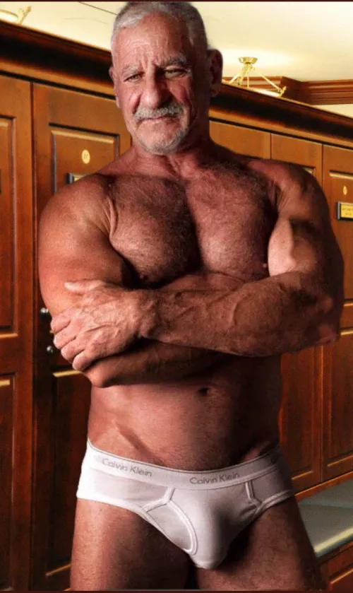 Locker room by SevenNSFW