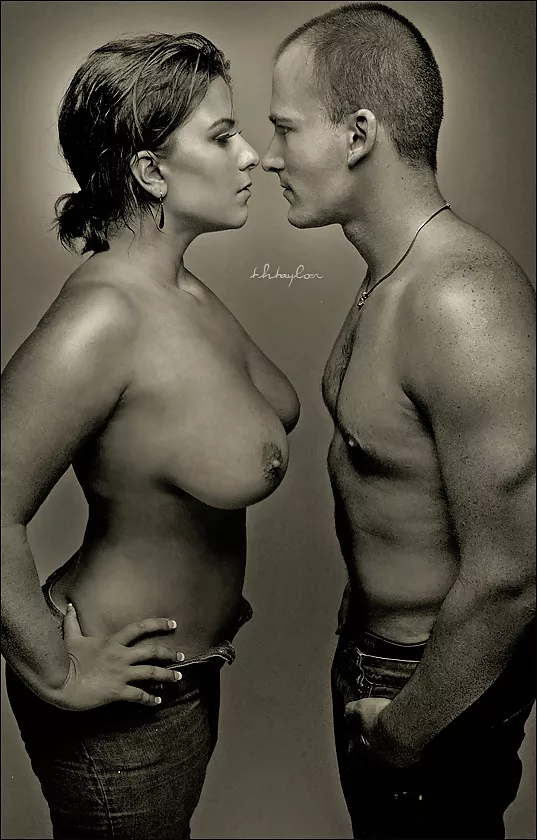 London Andrews and photographer? Guessing her long time friend, Matt. posted by duncan_wooster