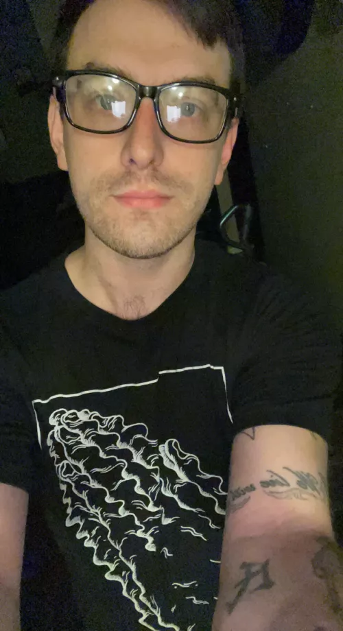 Lonely angry nerd boi hours by gwmanie