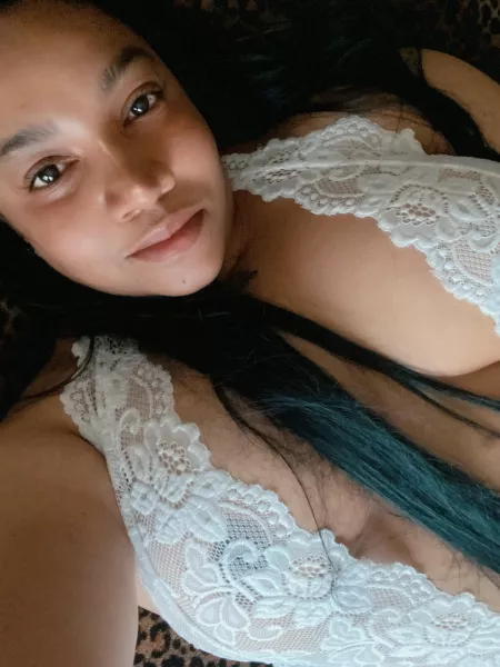 Lonely BBW by ASMRmajestic