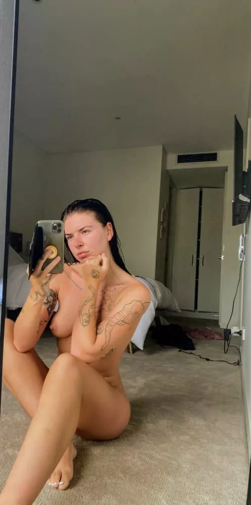 Lonely. Need some company 😝 posted by WeakPair1754