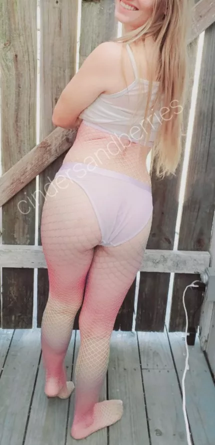 Long and blonde posted by Cindersandberries