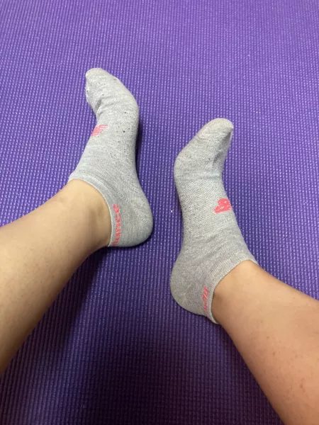 Long day need to stretch by bardic_feetspiration