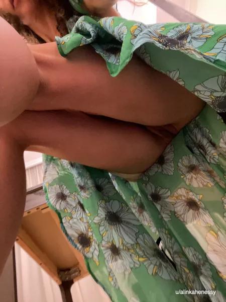 Long dress - no panties! by alinkahenessy