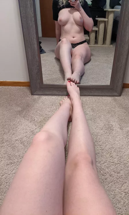 Long legs need more attention [f] 6'3 by BitterHurricane