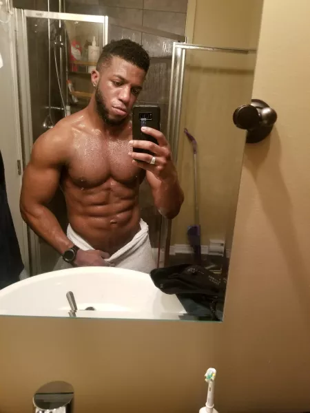 Long time no see. I had take care of my life, but let's hope I'm back for good by Kyle281