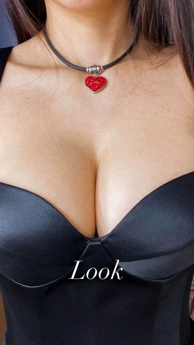 Look! posted by Lcfer