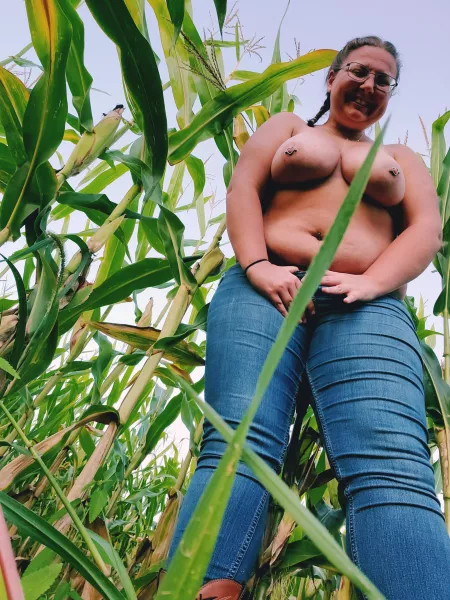 Look at all that corn 🌽 by camo_sportgirl