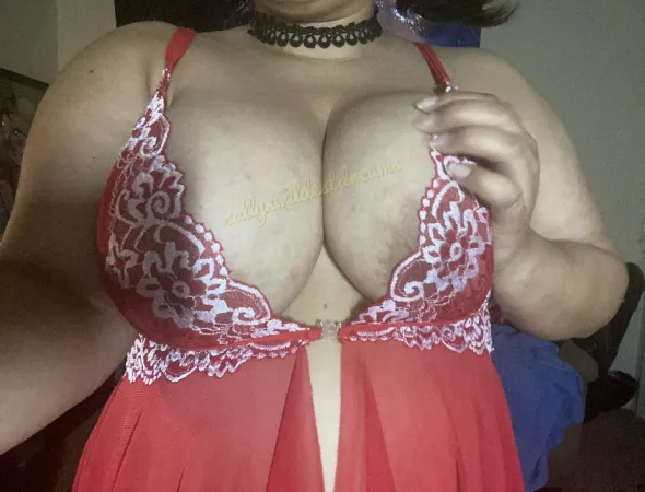 Look at how my blouse can BARELY stay buttoned… these babies are aching to come out, wanna see them? 😏😏☺️☺️😚 by sallyswildestdreams