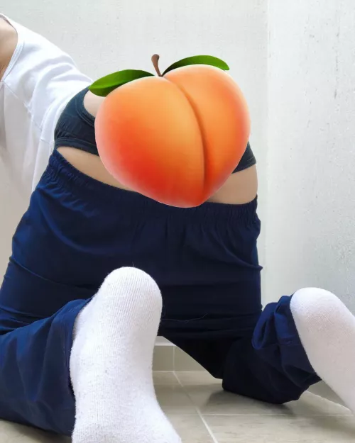 Look at my white socks 🧦❣️ by DomenikTsipilev