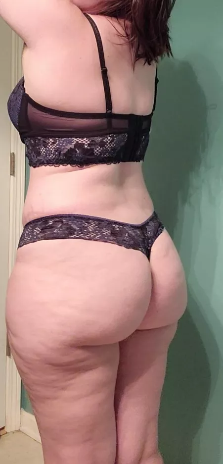 Look at that ass! by mia7693