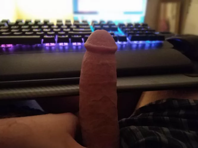 Look at that lighting 😏 by CamTheGreen