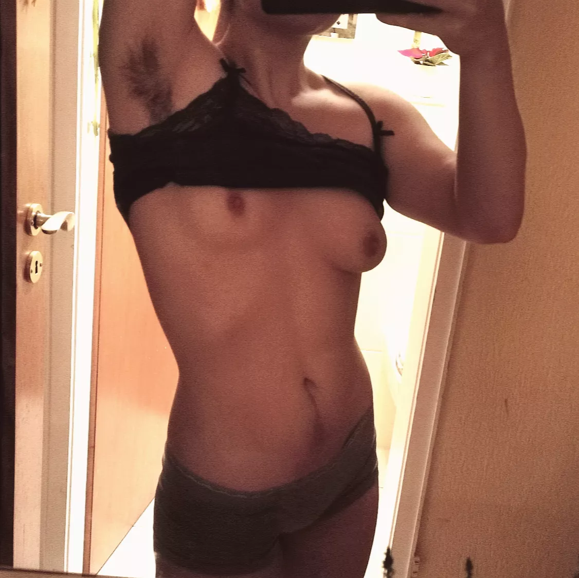 Look at that thick hair 😳 posted by Cydianne