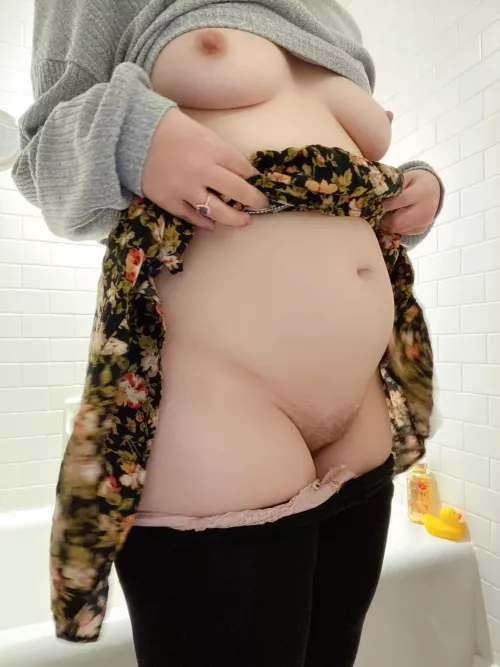 Look at the big belly I’m hiding underneath my skirt…if keep stuffing this often, I might not be able to hide my belly underneath ANYTHING ;) by Heavy-Tangerine-9995