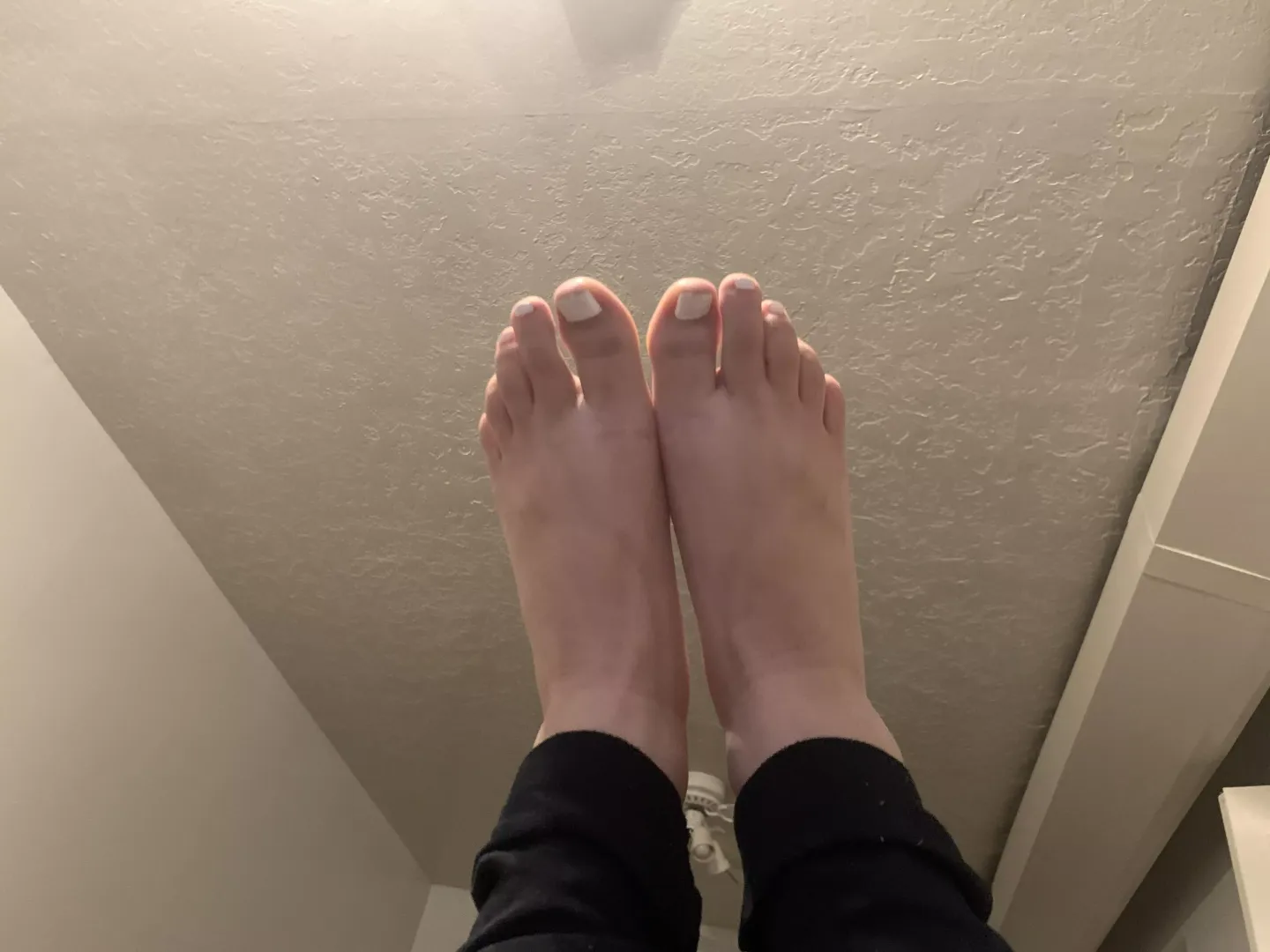 Look at these 👀 posted by amora124