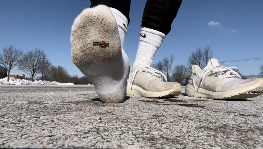 Look at this little guy stuck to the bottom of my foot 🦶🏼🤣 by MaleFeetNFT