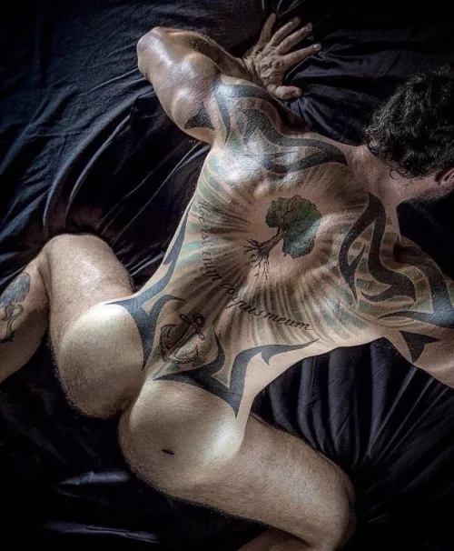 Look at this man’s arse by G4y_h03