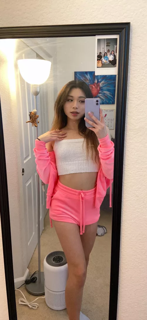 look at this pink set by SailorDae