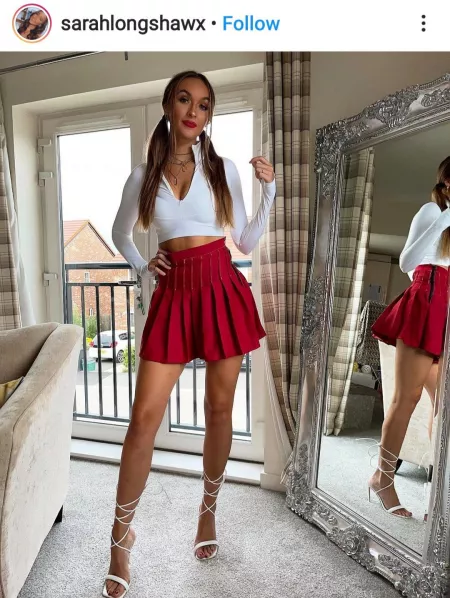 Look at those legs by Englishgenttleman