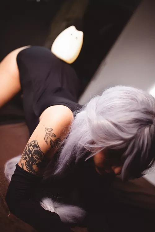 Look how i do it. Elizabeth Liones by of_bella