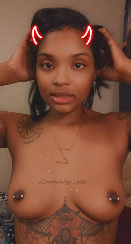 Look into my eyes& fall in love. 😈 by AmazonDominatrixxx