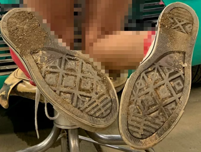 Look, sissy loser! A woman needs you for once. Get that faggot tongue out! by Altruistic_Censorer