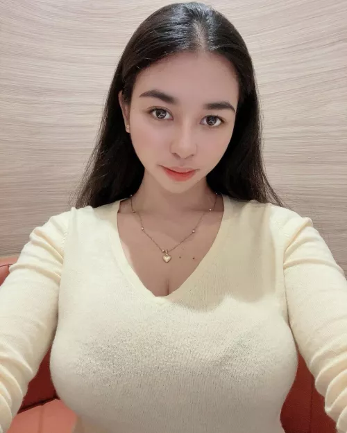 Look straight by NickelFormation