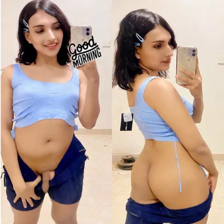 Look what I have in my shorts by zorilee