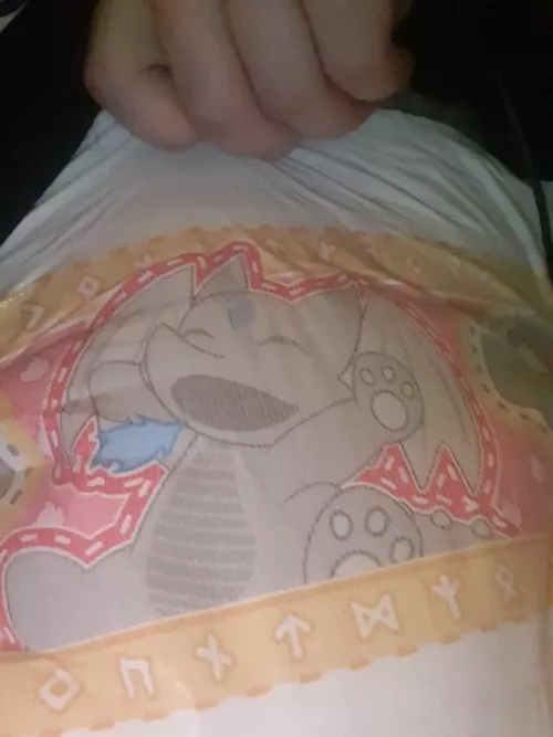 Look what I'm weariiiiing, I won't leak cause I've got this dragon protecting me 🙈 by klonoa94