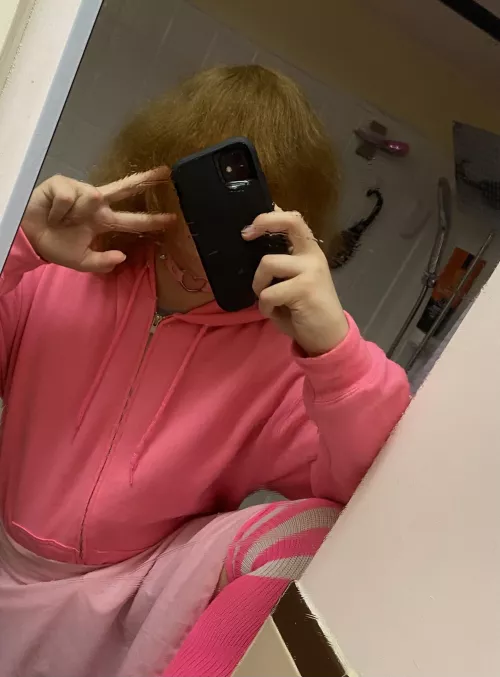 Looked through my photo gallery and found some old pics, do I look good? by ZeroAresIV