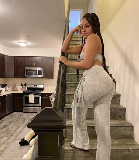 Looking back on the stairs by hadesunderthere