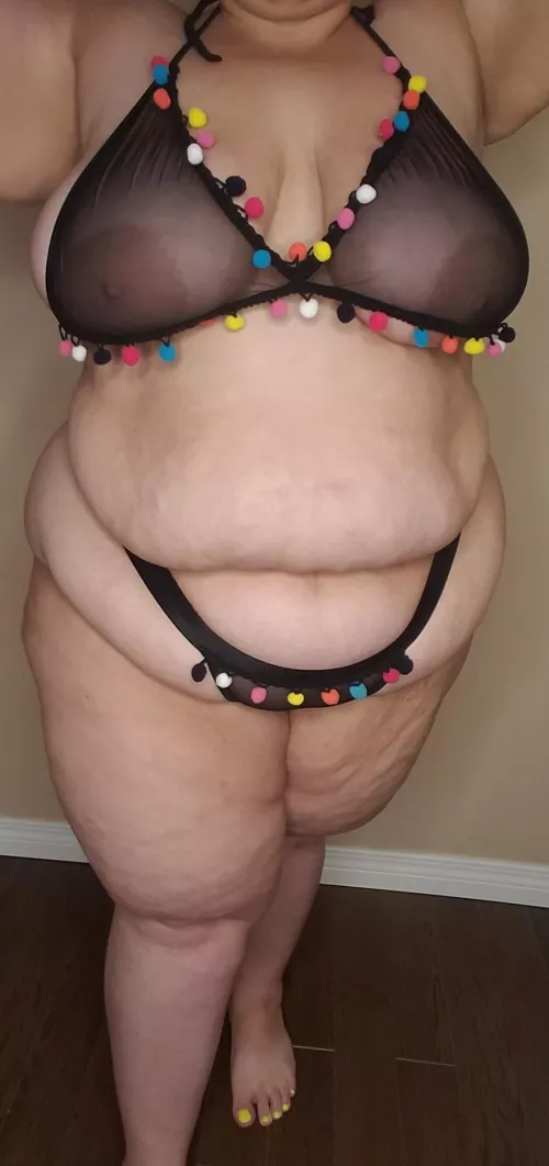 Looking extra festive in this little set! by PeachParadis