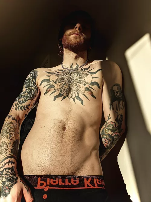 looking for a big tiddy goth gf pls apply below by Hasted94