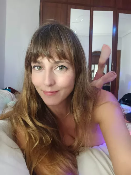 Looking for a bull to show my feet some attention by WestWife85