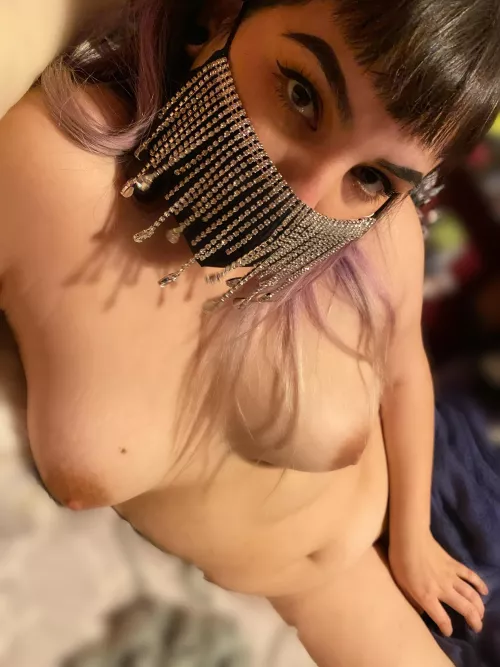 Looking for a chubby girl with an onlyfans! Come visit me! I take any requests & post nudes on my feed! Link in my profile and in the comments! by HerCuteBelly