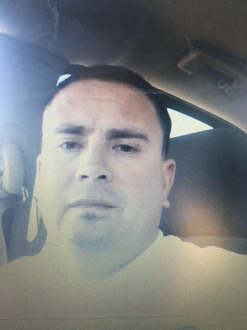 Looking for a hotwife posted by shafterstud661