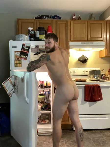 Looking for a snack? by timmyzz