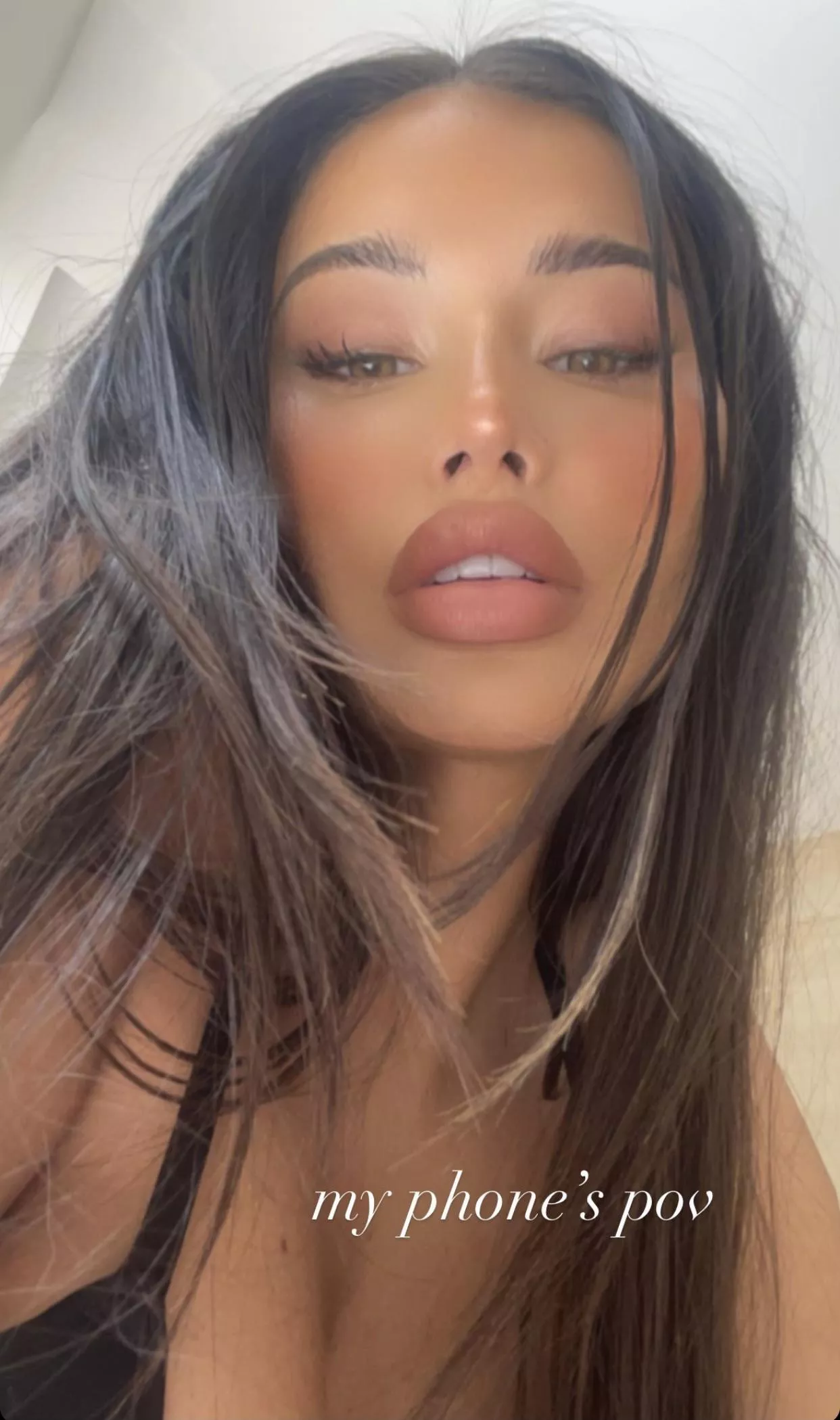 Looking for bull cocks to cum trib this thick whore (must do cock tribs) kik: r4peeeeee posted by cumblaster55677