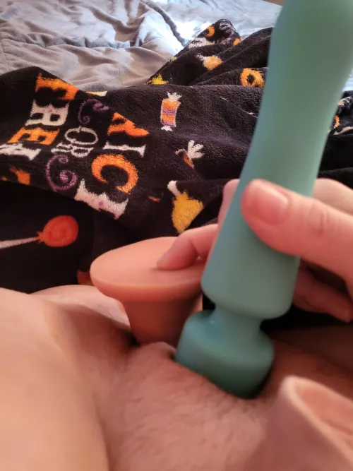 looking for couples to trade with! by Zealousideal_Post892