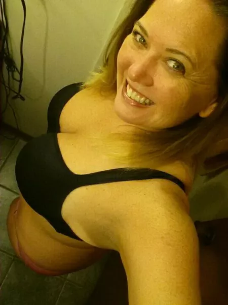 Looking for cum video tributes to wife's pics. Please have some example of your previous cum video tributes. Kik splatter_her by splatter_her