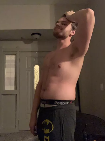 Looking for fellow gay otters! I’m down to message by NardoDiCrappio