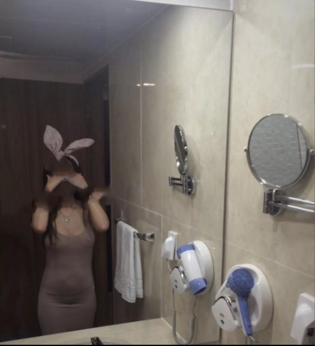 Looking for ghs in Vegas. 36 asian girl. posted by Weary_Cut3397